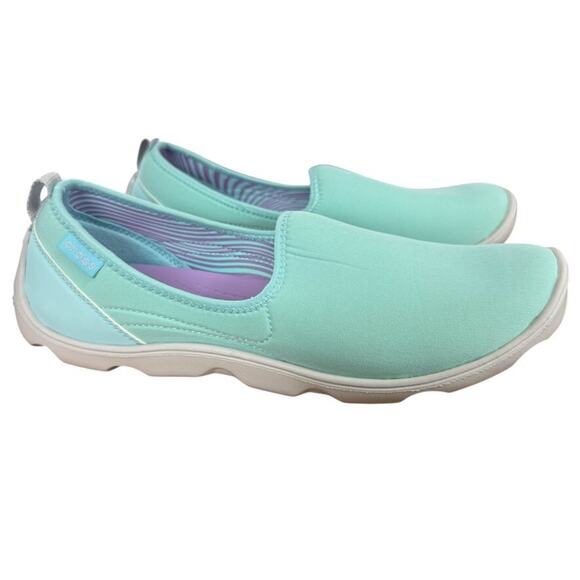 Crocs Duet Busy Day Skimmer Slip On Shoes Aqua Flat Mismatched Left 8 Right 9 - Picture 1 of 12